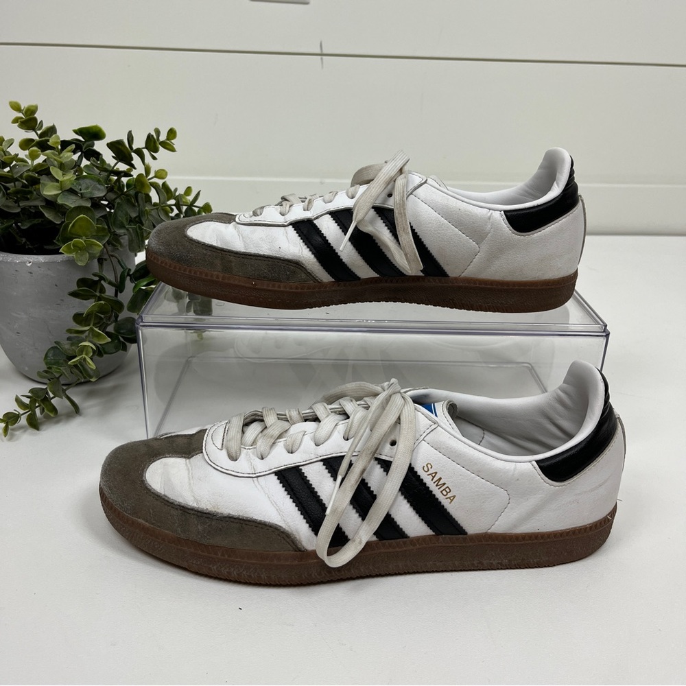 Adidas Sambas (Male and Female!)